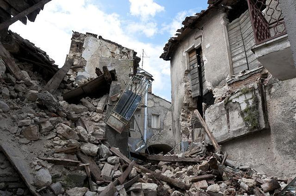 Prepare Your Home for an Earthquake with These 5 Easy Tips - Be Prepared - Emergency Essentials