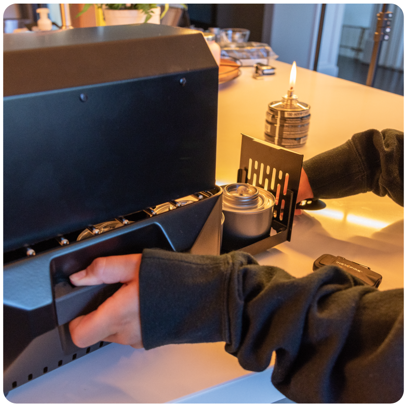 Installing canned heat into the Vesta by InstaFire