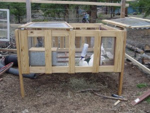 Rabbit Hutch via TinyHomesteaders