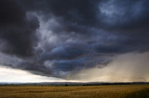 Mom's 5 Tips for Weathering Thunderstorms