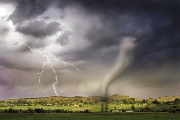 6 Signs a Tornado Is Coming