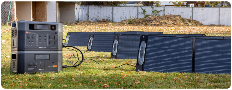 Grid Doctor 3300 and an extension battery charging with four solar panels