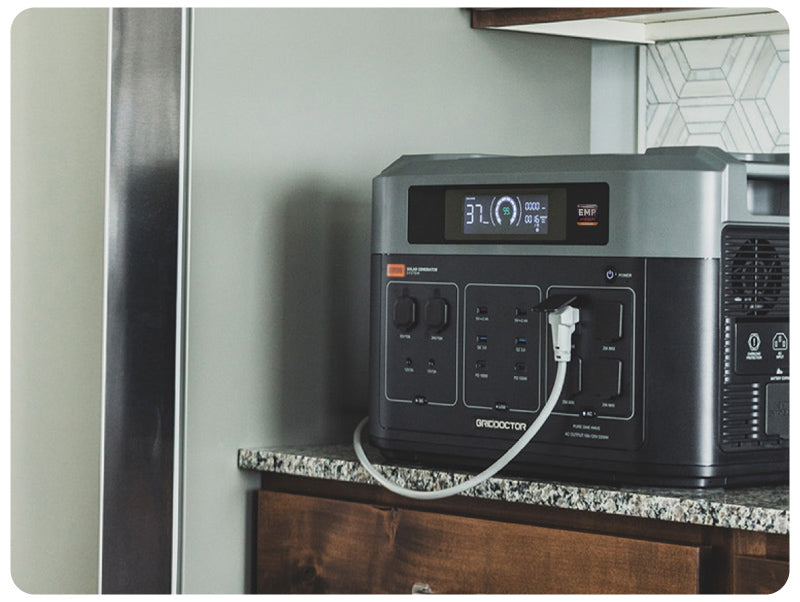 Grid Doctor 3300 powering a fridge